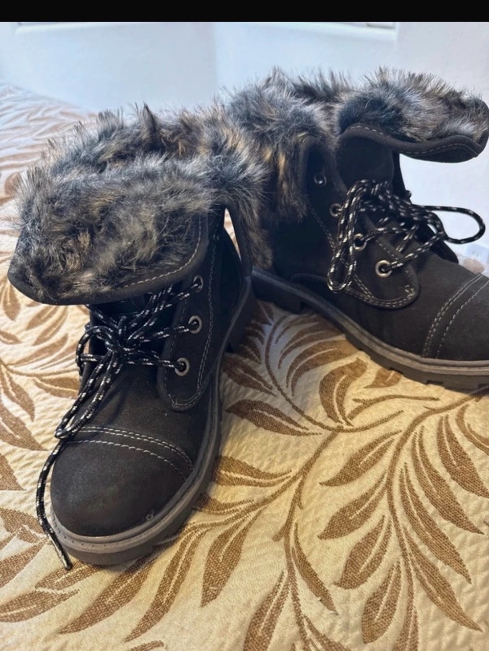 Roxy Black Faux-Fur Trim Lace-Up Winter Ankle Boots Vintage Like New